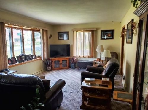 1315 2nd St, Watertown, WI 53098-1901