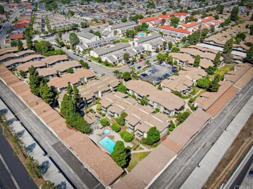 812 Coriander Dr, Torrance CA 90502-3004 exterior