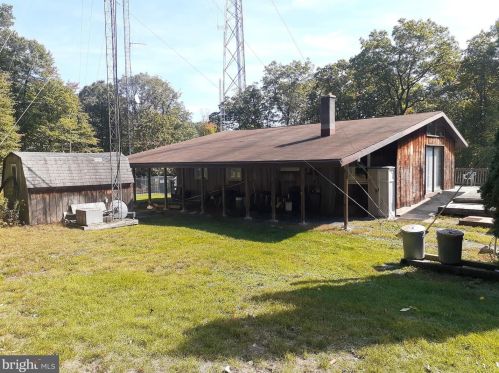 9445 Lancaster Ave, Schubert, PA 19507-9504