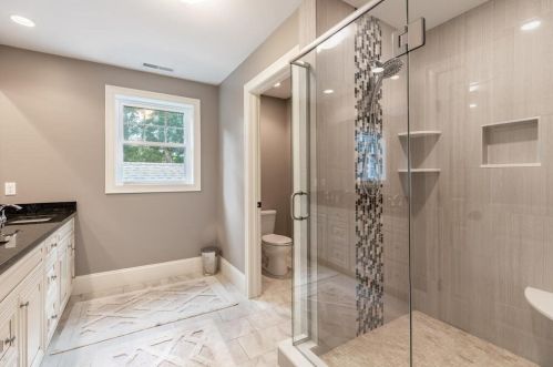 5 Rolling Ln, Natick MA  01760-2949 exterior