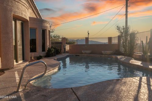 3433 Bluegrass Dr, Lake Havasu City, AZ 86406-6248