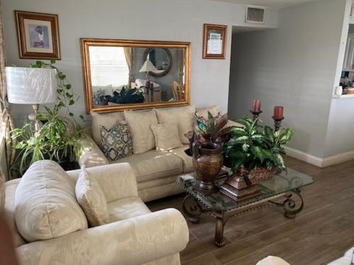 391 18th St, West Palm Beach, FL 33404-6116