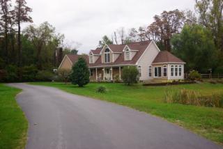 4170 Creekside Dr, Swanton, OH 43558-8641