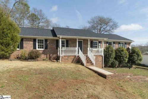 205 Raven Wood Cir, Piedmont, SC 29673-7712