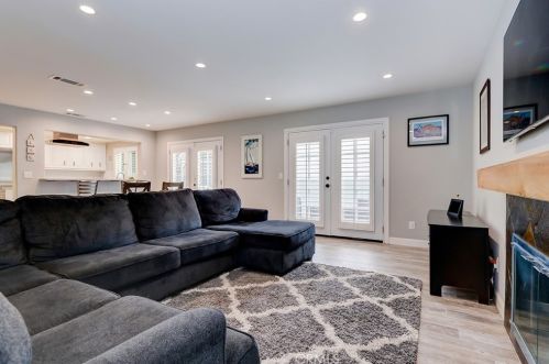 1915 Havemeyer Ln, Redondo Beach, CA 90278-4829