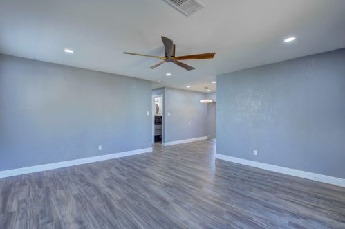 235 Cottonwood St, Woodland CA  95695-3612 exterior