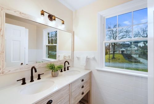 3261 Hardisty Ave, Cincinnati OH 45208-3006 exterior