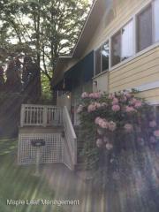 9200 Densmore Ave, Seattle WA  98103-3517 exterior