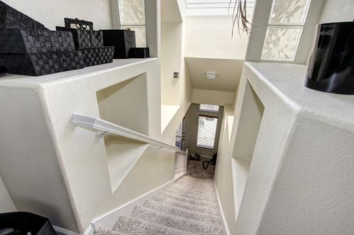 8675 Tennis Club Ct, Elk Grove CA  95624-3291 exterior