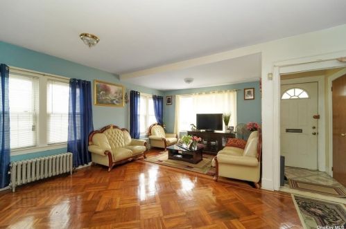 134-17 231st St, Jamaica, NY 11413-2108