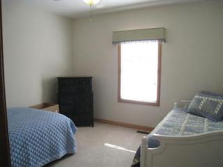 4922 Simsbury Cir, Massillon, OH 44646-9578