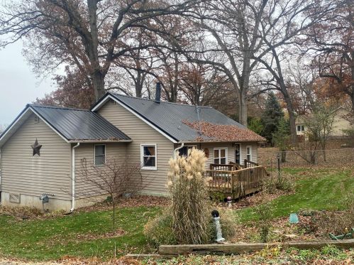127 Walnut St, Edgerton, WI 53534-9398