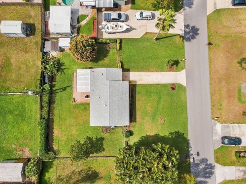 5324 Greenwood Dr, Delray Beach FL  33484-1133 exterior