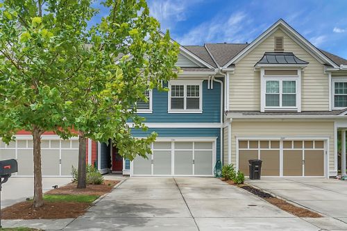 2061 Kings Gate Ln, Mount Pleasant SC  29466-8162 exterior