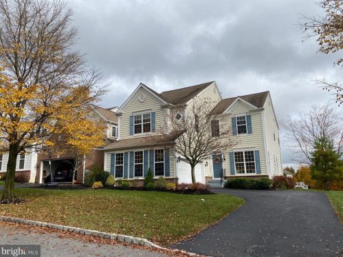 207 Caldwell Cir, Downingtown, PA 19335-4941