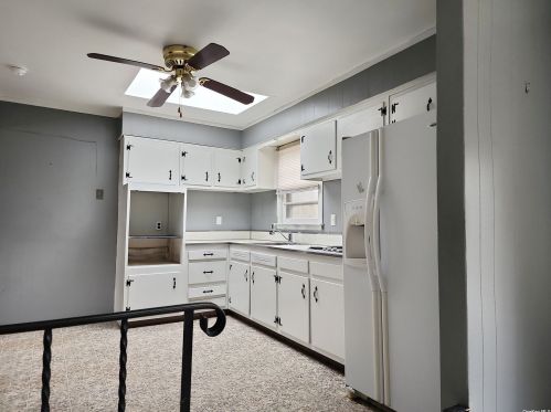 672 Deer Park Ave, Babylon NY  11702-1320 exterior