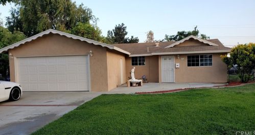 1716 Hawthorne St, Ontario, CA 91764-2218