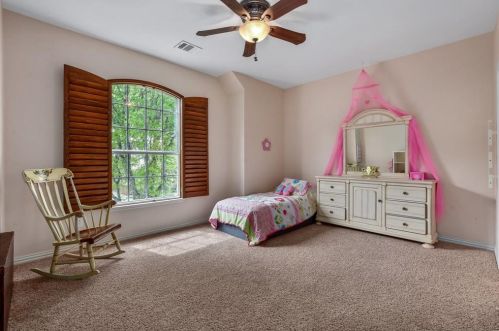 2808 Pasadena Pl, Lewisville TX  75022-5150 exterior