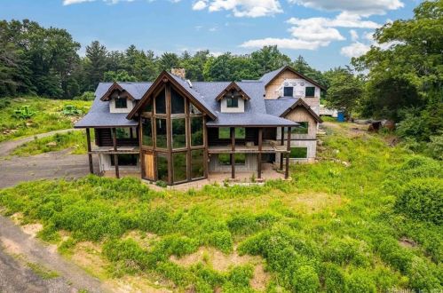91 Turkey Hills Rd, East Granby, CT 06026-9583