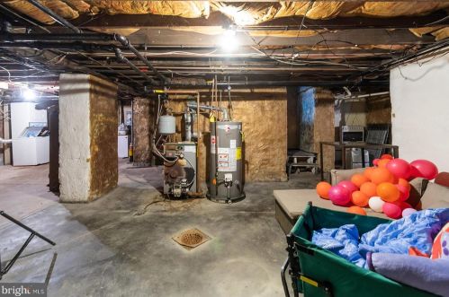 232 Cliveden St, Philadelphia PA 19150-3309 exterior