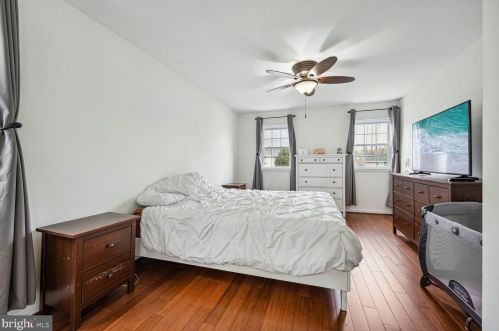 13226 Nickleson Dr, Woodbridge VA  22193-4123 exterior