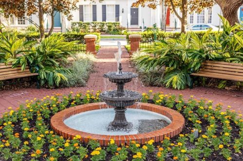 1070 Nash Dr, Kissimmee FL  34747-4319 exterior