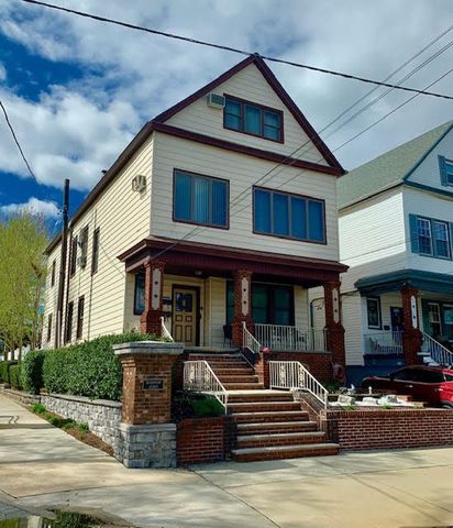 253 Avenue A, Bayonne, NJ 07002-1232