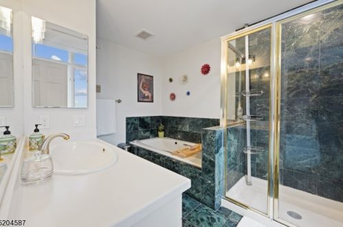 616 Orange Ave, Maplewood NJ  07040-1047 exterior