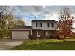 1058 Hampton Dr, Macedonia, OH 44056-1926