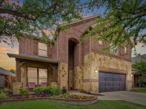 8716 Running River Ln, Fort Worth, TX 76131-3372