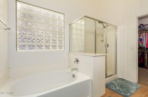 3890 Ashley Dr, Chandler AZ 85249-5261 exterior