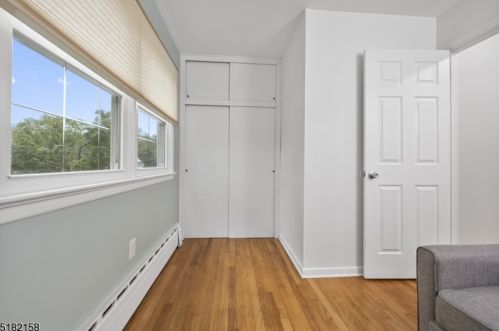 338 10th Ave, Manville NJ  08835-1105 exterior