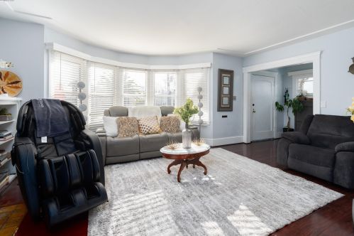 2407 66th Ave, Oakland, CA 94605-1916