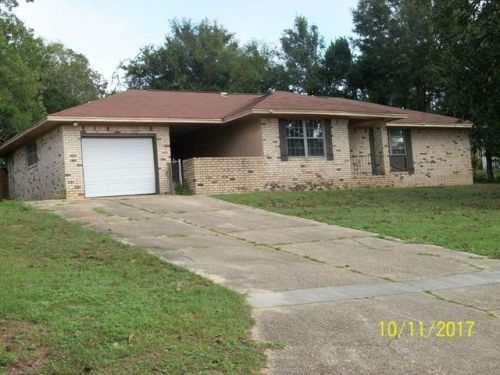 2604 Tomlinson Rd, Pensacola, FL 32526-6544