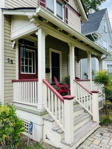 28 James St, Montclair NJ  07042-2914 exterior