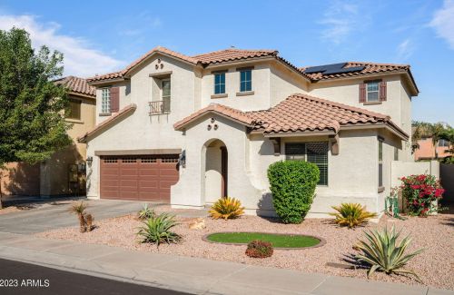 8728 Toronto Way, Tolleson, AZ 85353-9013
