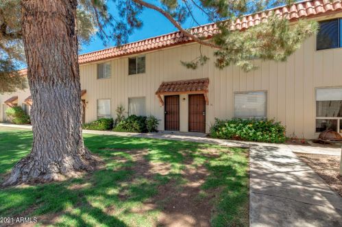 8241 Central Ave, Phoenix AZ 85020-3561 exterior