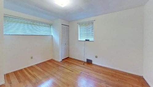 210 Northmont Dr, Verona PA  15147-2950 exterior