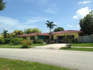 8920 47th Ter, Miami, FL 33165-5920