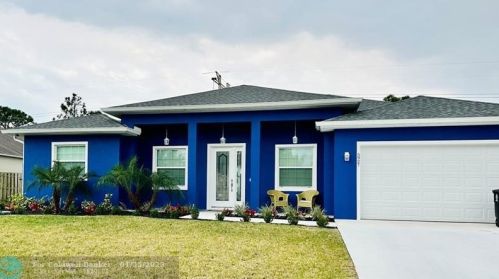 5927 Hann Dr, Fort Pierce, FL 34986-3853