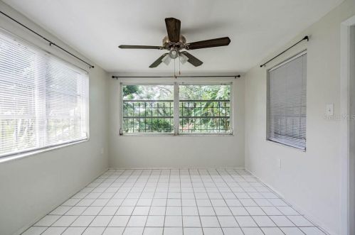 5110 Farley Dr, Tarpon Springs FL  34690-2010 exterior