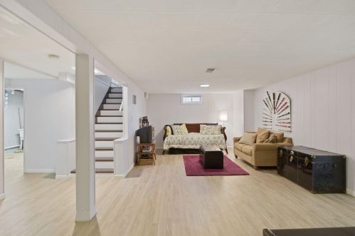 2907 James Ave, Minneapolis MN 55411-1240 exterior