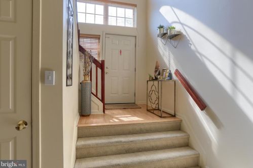 6639 Springford Ter, Harrisburg, PA 17111-6989