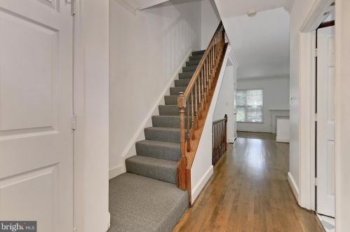 3608 Reservoir Rd, Washington, DC 20007-2338