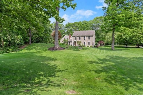 98 Eleven Levels Rd, Ridgefield, CT 06877-3012