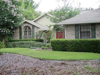 6273 Sleepy Hollow Dr, Titusville, FL 32780-7423
