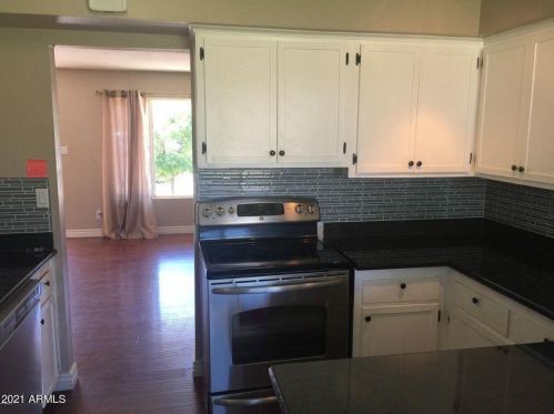 8544 Plaza Ave, Scottsdale, AZ 85250-6707