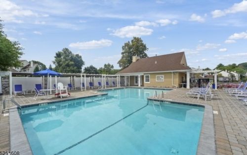 24 Alpine Dr, Lincoln Park, NJ 07035-2201