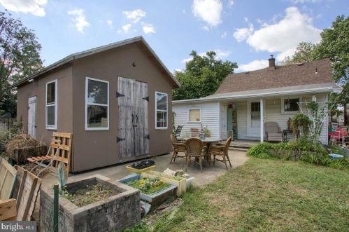 256 Walton St, Lemoyne PA  17043-2024 exterior