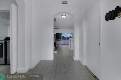 12925 28th Ct, Hollywood FL  33027-4133 exterior